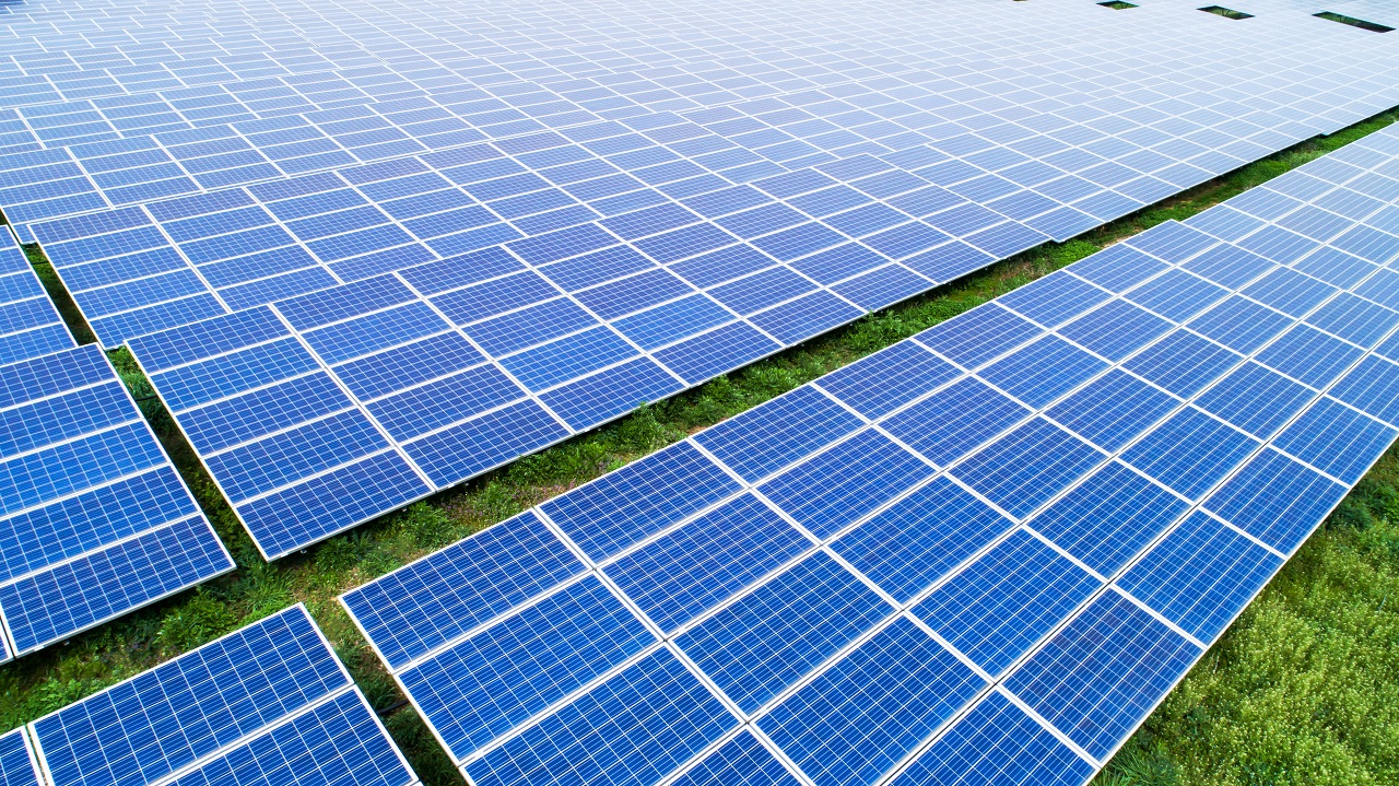 メガソーラーの施工業者